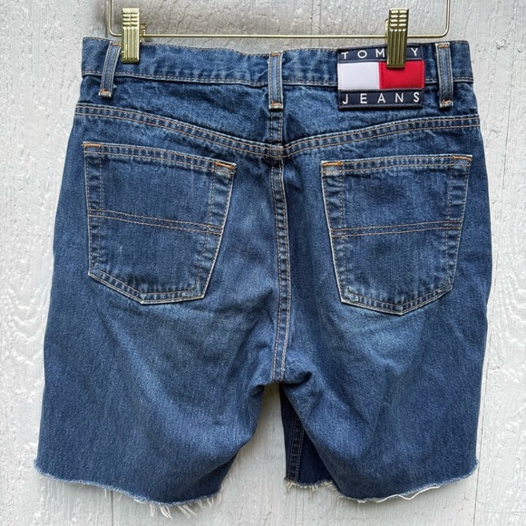 Vintage 90s Women’s Tommy Hilfiger Jeans Denim Slim Shorts Medium Wash Jorts 7 - Picture 4 of 7